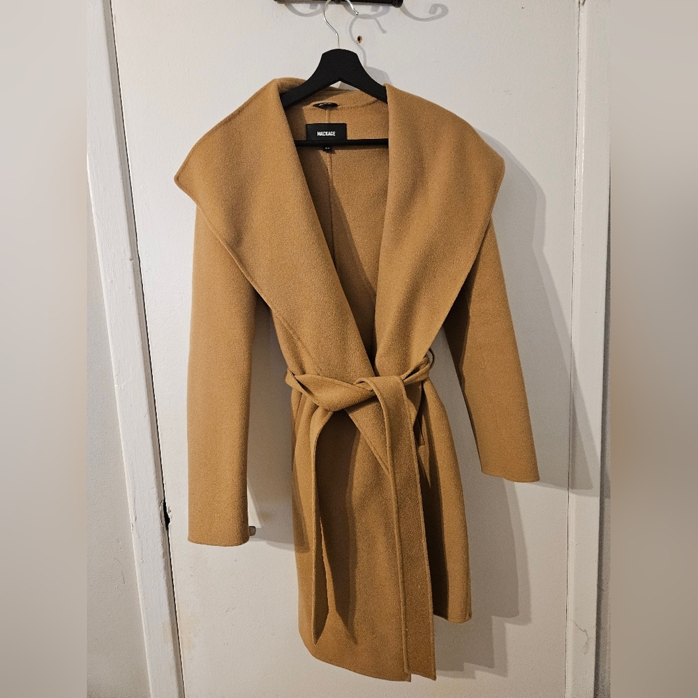 Mackage Laila-o wrap coat xs beige